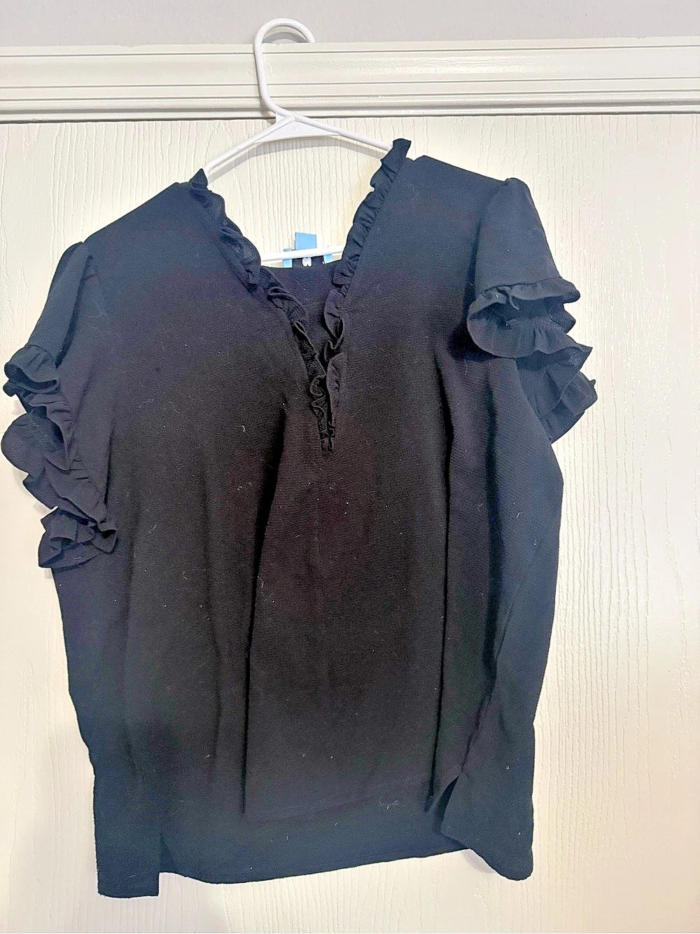 CeCe Black Ruffle Sleeve Blouse Size XL